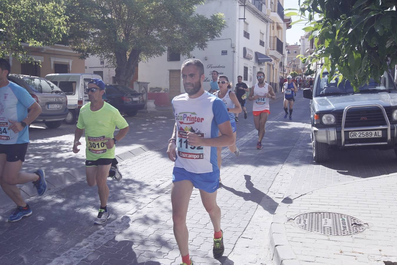 Manuel Santiago y Claudia Estévez se sobreponen al calor en Dúrcal