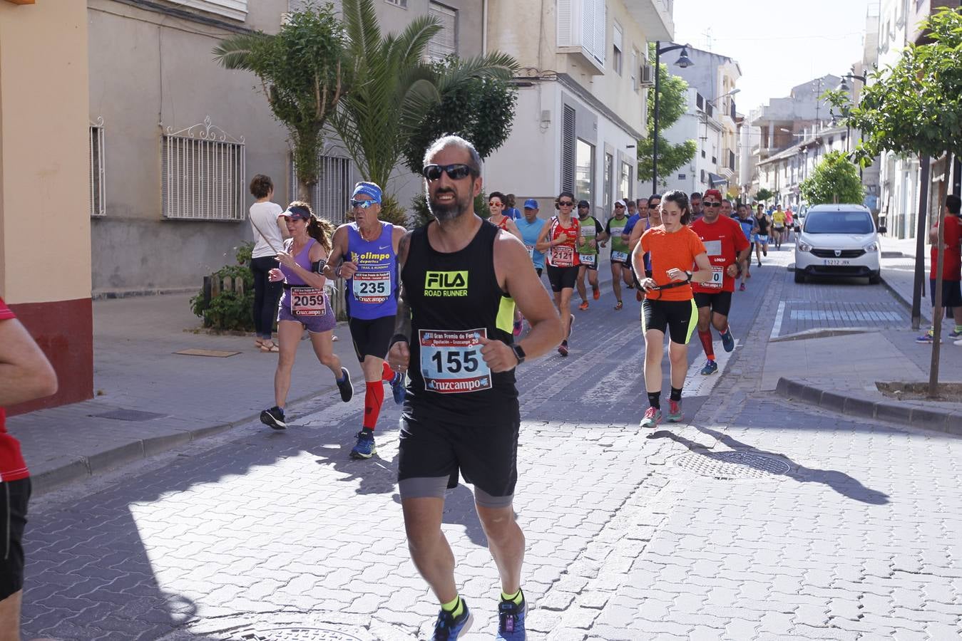 Manuel Santiago y Claudia Estévez se sobreponen al calor en Dúrcal