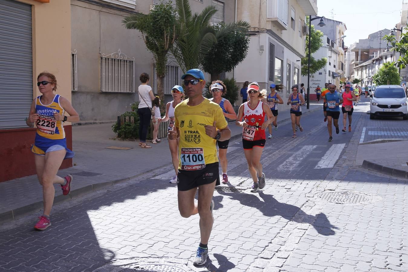 Manuel Santiago y Claudia Estévez se sobreponen al calor en Dúrcal