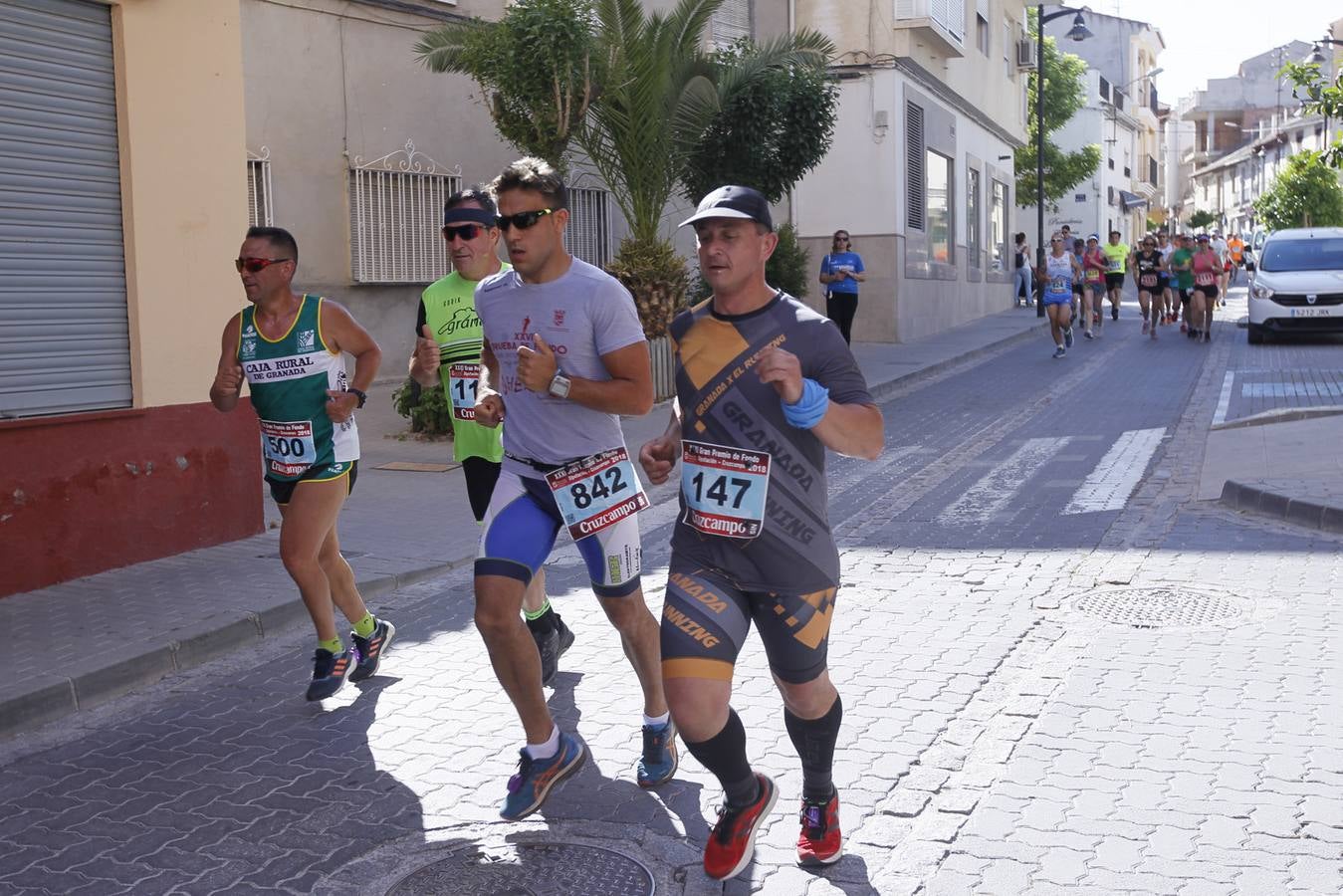 Manuel Santiago y Claudia Estévez se sobreponen al calor en Dúrcal