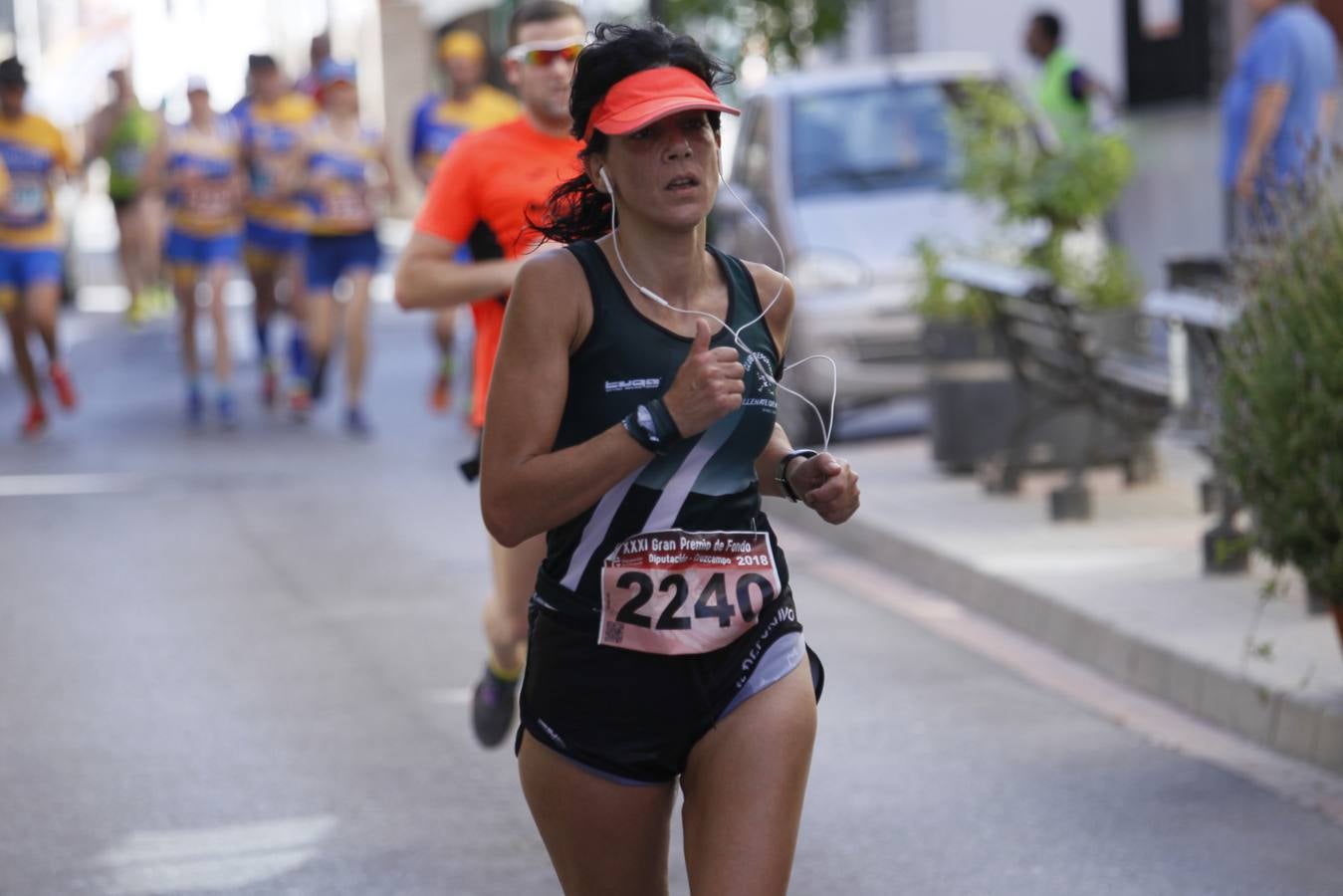 Manuel Santiago y Claudia Estévez se sobreponen al calor en Dúrcal