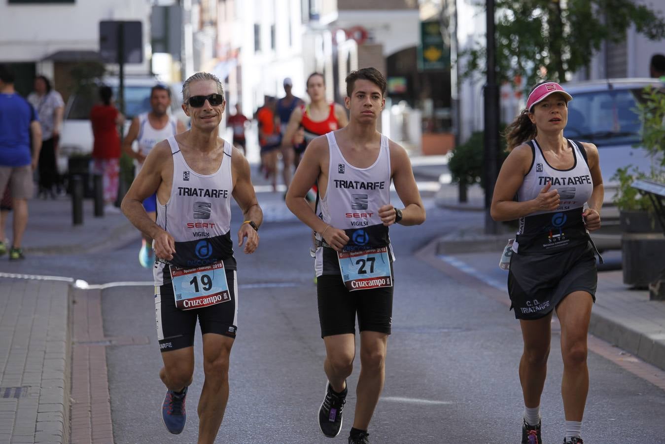 Manuel Santiago y Claudia Estévez se sobreponen al calor en Dúrcal