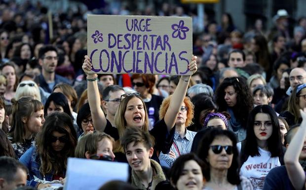 Convocan protestas en toda Andalucía contra la libertad provisional de los miembros de La Manada