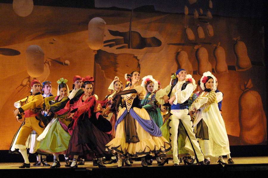 'El sombrero de Tres Picos' a cargo del Ballet Nacional de España inauguró la reforma del Generalife en 2005