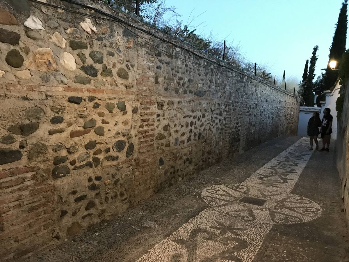 Los números 18 y 20 de la calle Almanzora Alta también han sido declarados ruina física inminente.