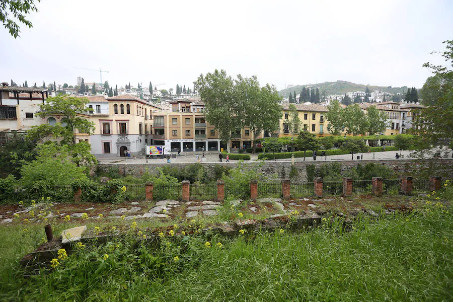 Desde su compra por parte del Patronato de la Alhambra en 2000, han sido varias las vicisitudes que ha vivido este edificio