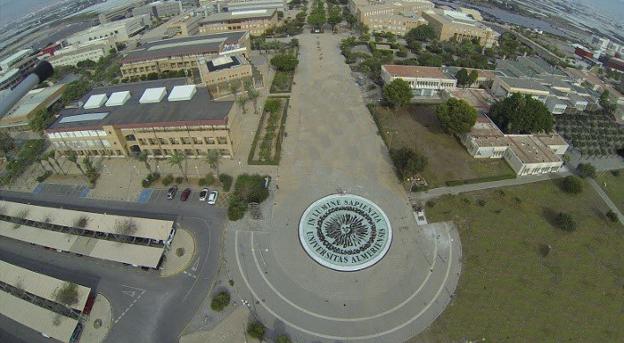 Universidad. Vista aérea del campus universitario de La Cañada de San Urbano. 