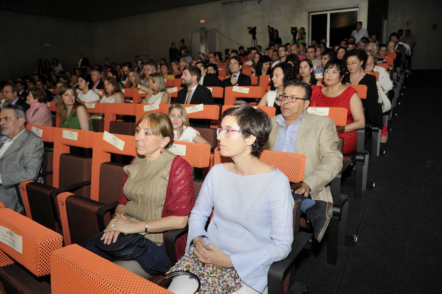En la entrega de los IDEALES hubo emoción, risas y en los discursos también hubo cabida para las reivindicaciones