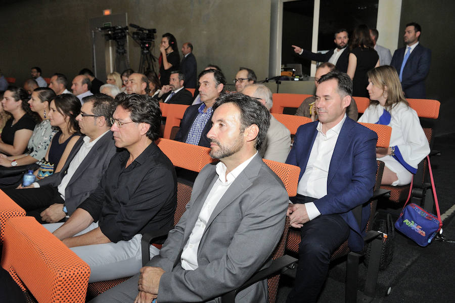 En la entrega de los IDEALES hubo emoción, risas y en los discursos también hubo cabida para las reivindicaciones