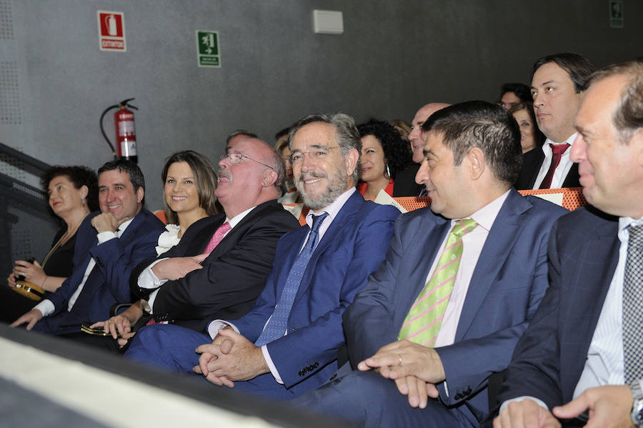 En la entrega de los IDEALES hubo emoción, risas y en los discursos también hubo cabida para las reivindicaciones