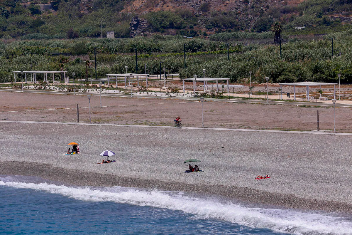 La playa de la Guardia en Salobreña donde se van a urbanizar 200.000 metros cuadrados.