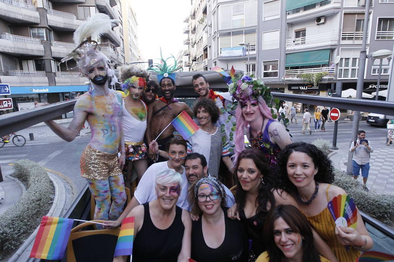 La marcha por el Orgullo LGTBIQ+ recorre las calles de la ciudad