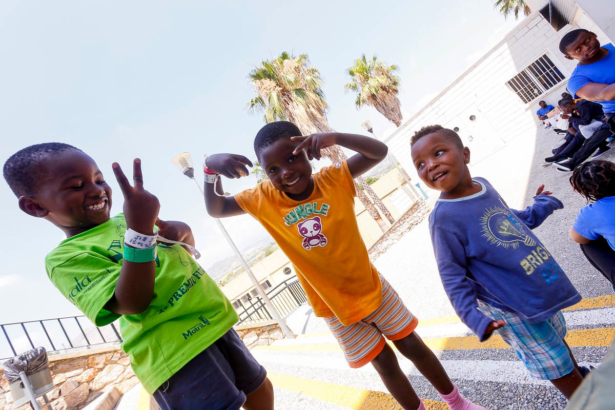 Las ONGS Cruz Roja, CEPAIM, CEAR y Mensajeros por la paz se van a hacer cargo de estas personas