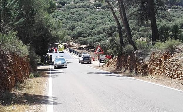 Carretera N-326 que une Pozo Alcón con Granada.