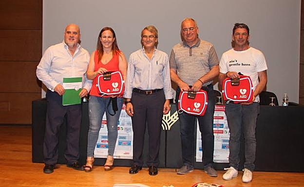 Fundación Caja Rural cardioprotege los municipios de Gójar, Churriana de la Vega y Cenes