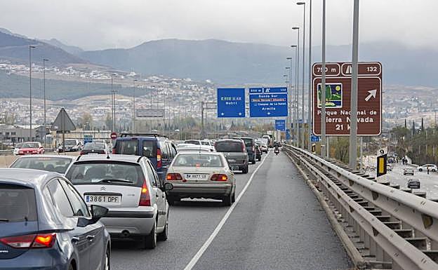 Granada acumula casi 600 emergencias en la primera fase de la 'Operación Salida de julio'
