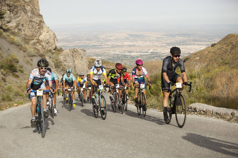 El lorquino Rosendo Márquez y la polaca Dorota Radomaska ganan la prueba