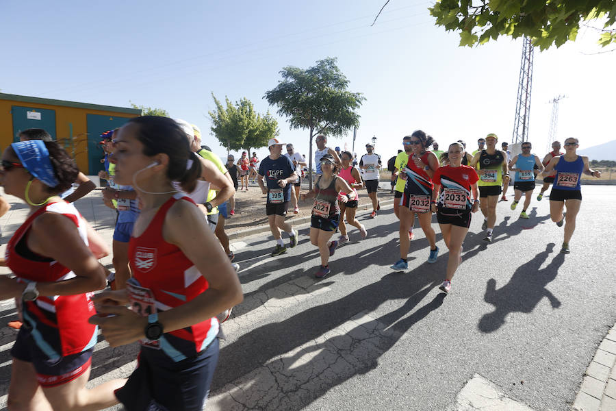 Juan Pérez y Petersson se llevan la victoria en Gójar, en una carrera que ha reunido a más de 700 corredores