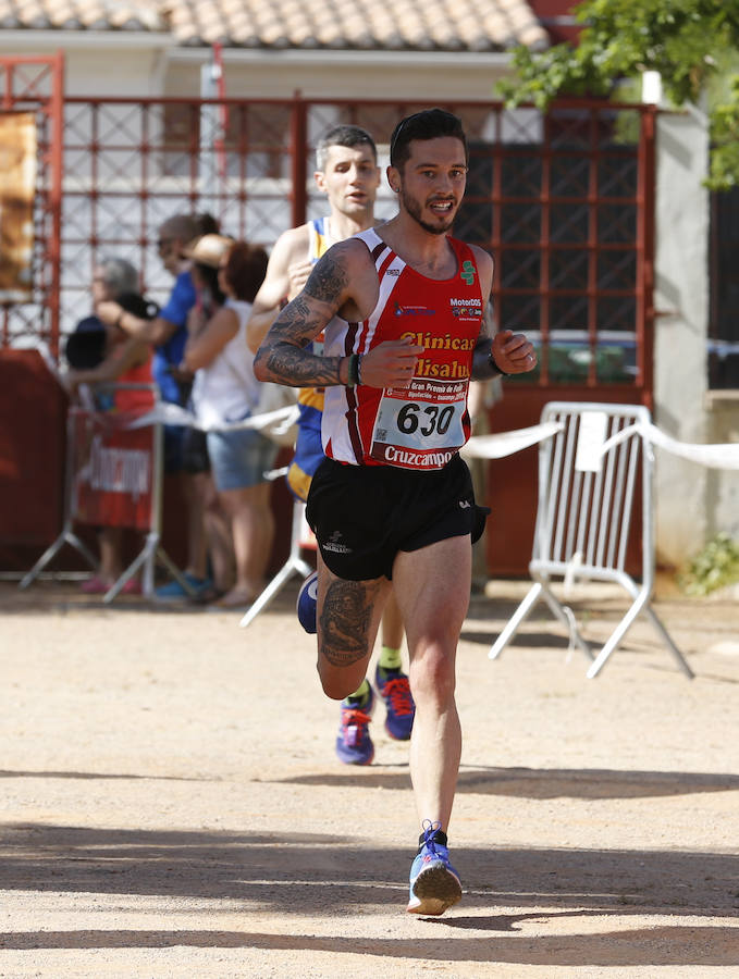 Juan Pérez y Petersson se llevan la victoria en Gójar, en una carrera que ha reunido a más de 700 corredores