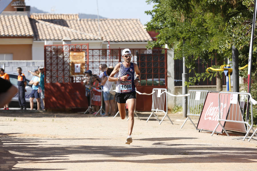 Juan Pérez y Petersson se llevan la victoria en Gójar, en una carrera que ha reunido a más de 700 corredores