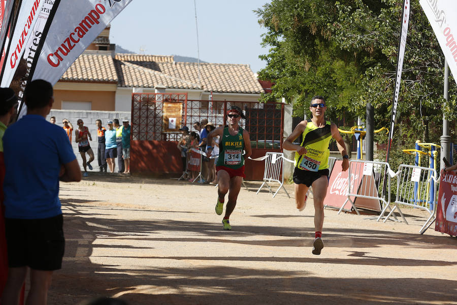 Juan Pérez y Petersson se llevan la victoria en Gójar, en una carrera que ha reunido a más de 700 corredores