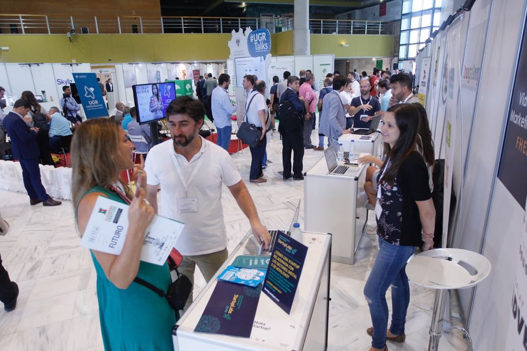 Repaso gráfico de todas las fotografías que vamos captando en el Palacio de Congresos de Granada