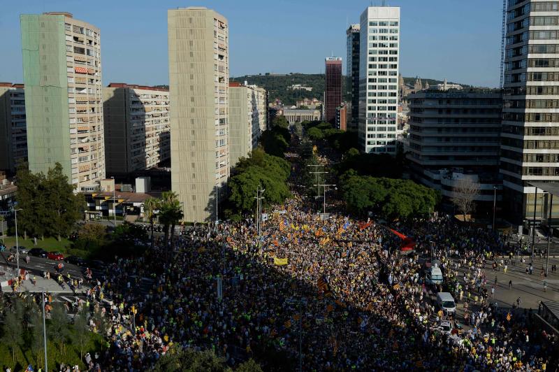 El expresident Puigdemont respalda en un mensaje desde Hamburgo la convocatoria de la ANC, Òmnium Cultural y la Asociación de Derechos Civiles de Cataluña