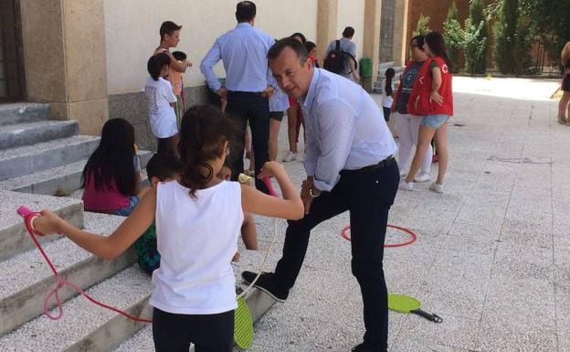Unos 600 niños disfrutarán de las diez Escuelas de Verano que pone en marcha la Junta en Granada