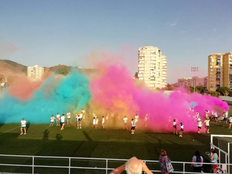 El anejo de Motril celebra la II Color Run; una combinación perfecta de fiesta y deporte