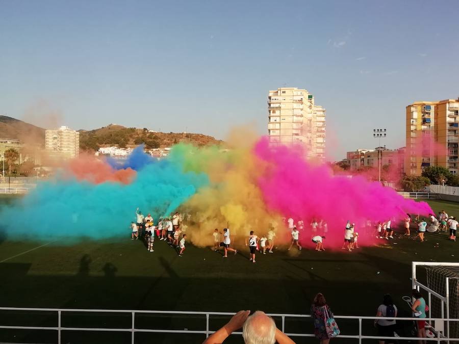 El anejo de Motril celebra la II Color Run; una combinación perfecta de fiesta y deporte