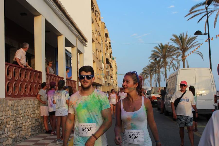 El anejo de Motril celebra la II Color Run; una combinación perfecta de fiesta y deporte