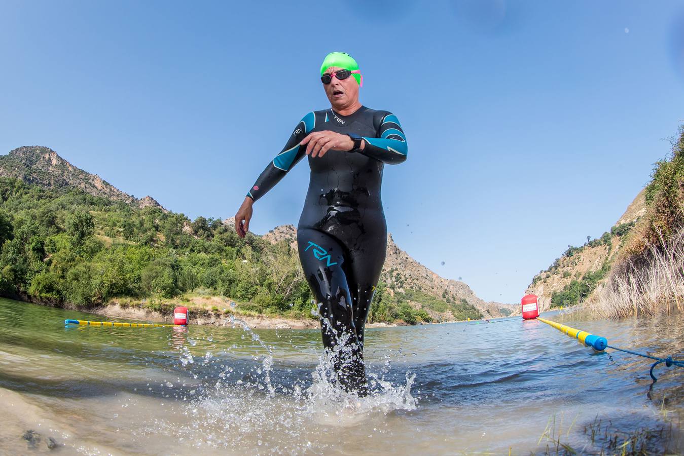 Las mejores imágenes de esta espectacular carrera entre Pradollano y La Hoya de la Mora.
