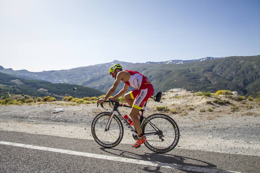 Las mejores imágenes de esta espectacular carrera entre Pradollano y La Hoya de la Mora.