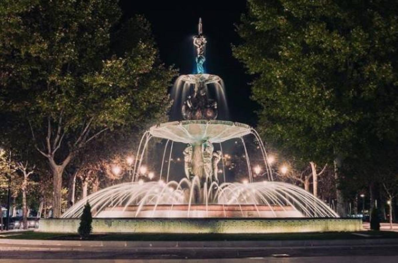 2. El paseo del salón. Caminar por esta zona paralela al río Genil es una es una maravilla si te gusta disfrutar de la naturaleza como a la influencer @kateinspain. "En primavera, me siento rodeada de agua, verde y paz."