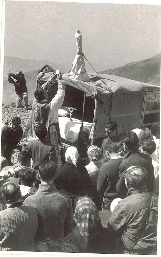 Altar improvisado en el Veleta