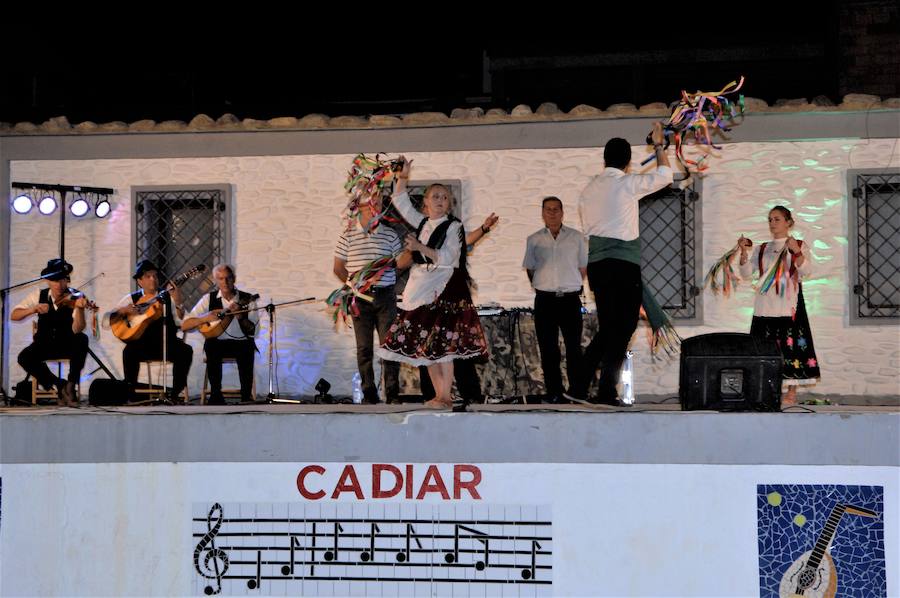 'Batallas de gallos' y 'combates' entre troveros en la II edición del 'Rapsodia Alpujarra Festival'