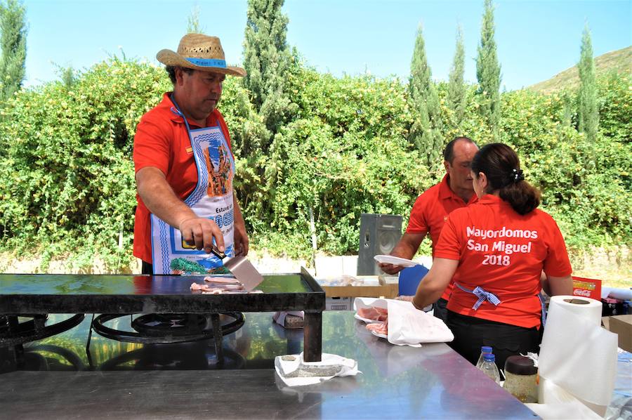 Esta localidad alpujarreña revive el rudo trabajo de la trilla para dar a conocer a los jóvenes y visitantes un trabajo casi extinguido en la comarca de la Alpujarra