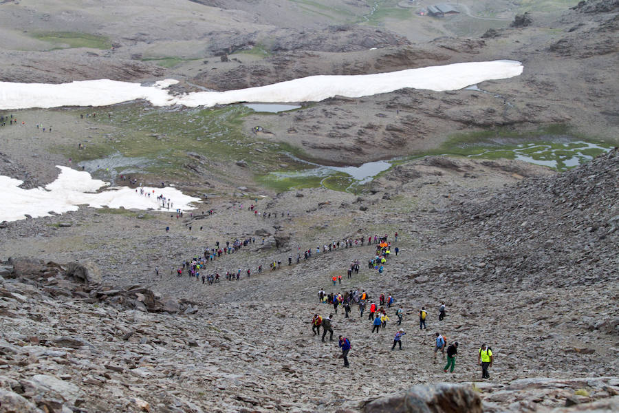 Los Tajos de la Virgen y el Mulhacén volvieron a ser el escenario de una de las tradiciones más queridas en Sierra Nevada