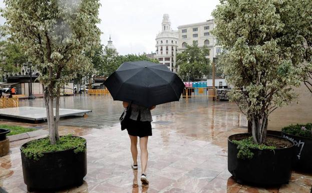 Las tormentas protagonizan el arranque de semana en la mayor parte de España