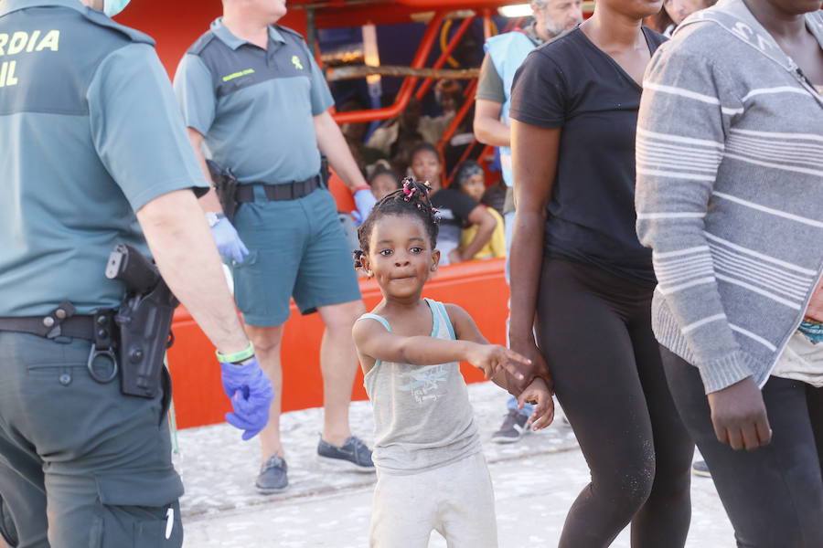 Entre ellos 50 mujeres y nueve niños de corta edad