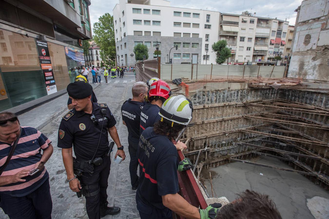 Fotos: Las imágenes de los dos edificios desalojados en Granada por riesgo de derrumbe en las obras del antiguo Hotel Montecarlo