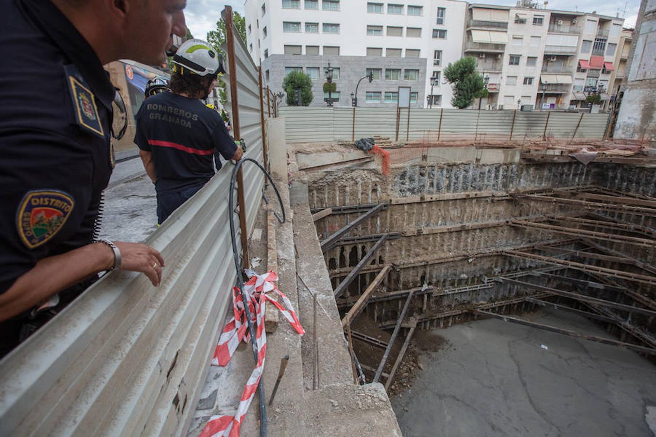 Fotos: Las imágenes de los dos edificios desalojados en Granada por riesgo de derrumbe en las obras del antiguo Hotel Montecarlo