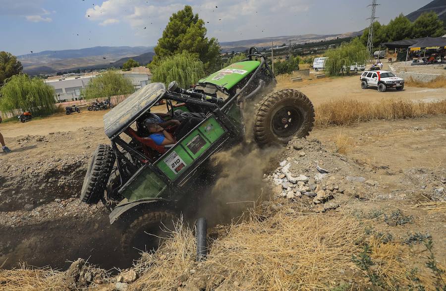 Una de las actividades que preceden a las fiestas de San Ramón ha sido esta espectacular en la que los pilotos de los 4x4 han puesto a prueba sus vehículos