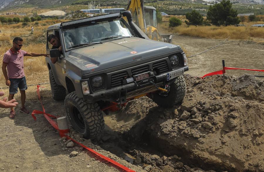 Una de las actividades que preceden a las fiestas de San Ramón ha sido esta espectacular en la que los pilotos de los 4x4 han puesto a prueba sus vehículos