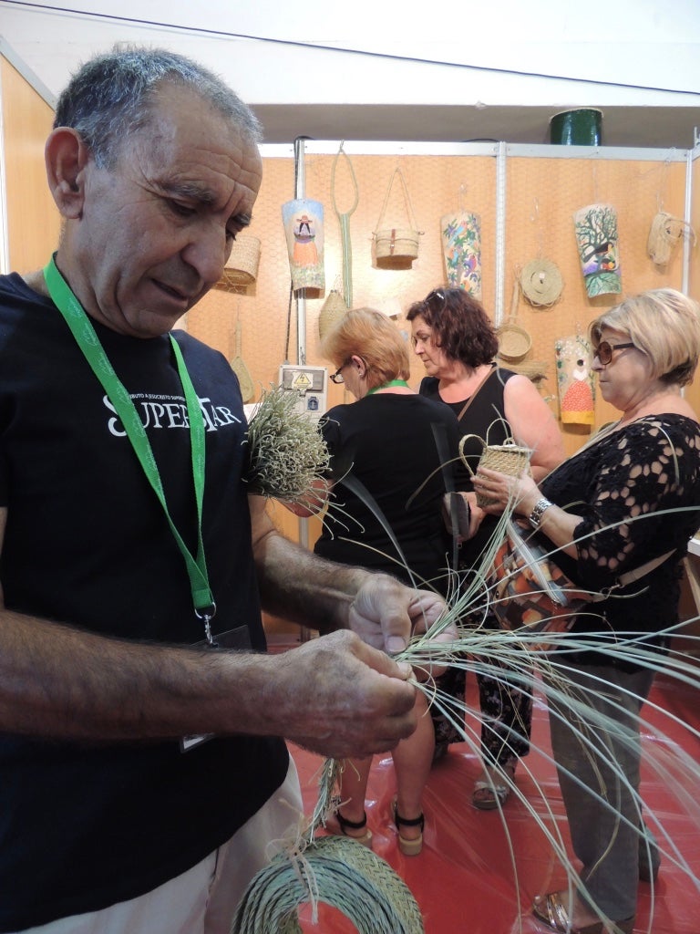 La XXXV Feria de Muestras del Parque Natural de Sierra Mágina alcanza el ecuador con gran afluencia de público y diversas actividades paralelas 