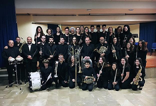 Miembros de la Asociación Musical de Quéntar.