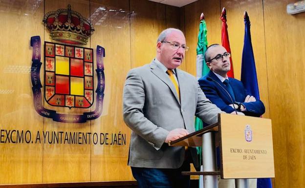 El gobierno local de Jaén critica al PSOE por «no apoyar» las medidas de liquidez pedidas por el Ayuntamiento en este mandato