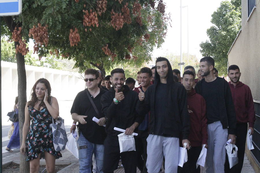 Este lunes quedaron en libertad 17 personas y este martes 21 que han recibido una atención sanitaria, techo y comida gracias al centro habilitado por el Ayuntamiento