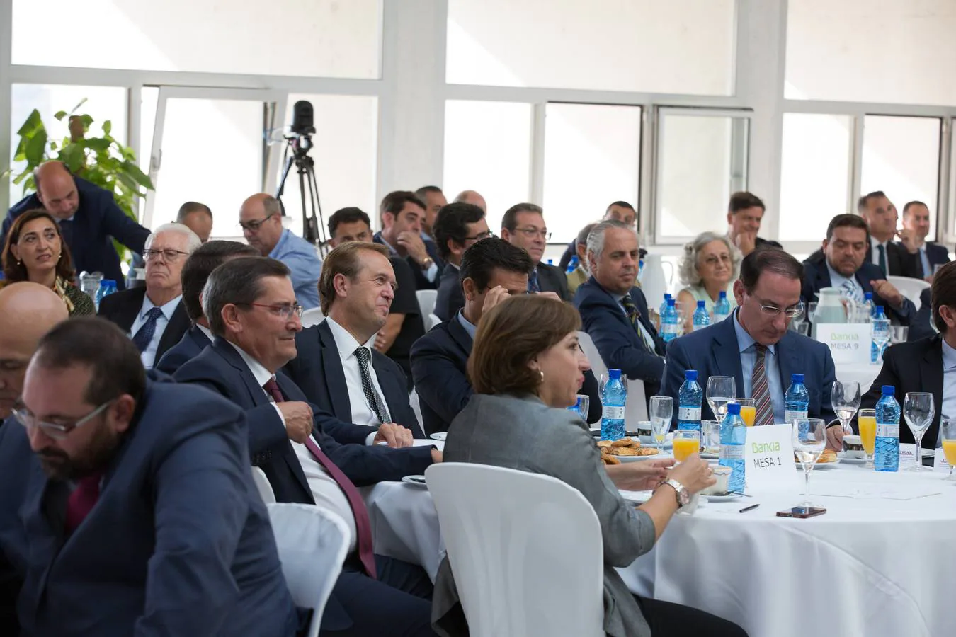 El presidente de Bankia, José Ignacio Goirigolzarri, participa en un desayuno informativo organizado por IDEAL