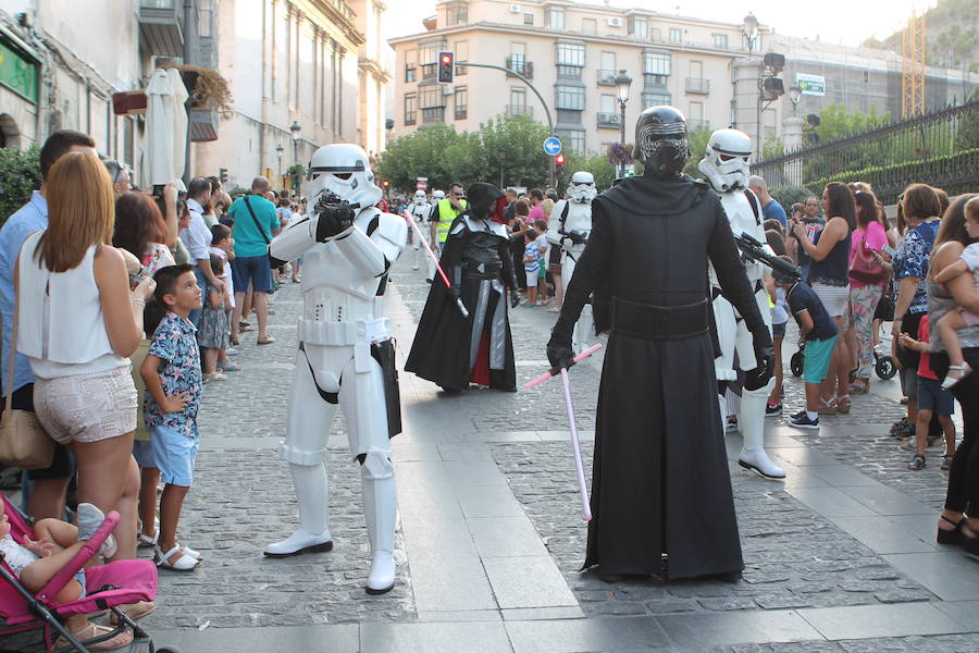 El desfile que entusiasma a niños y adultos